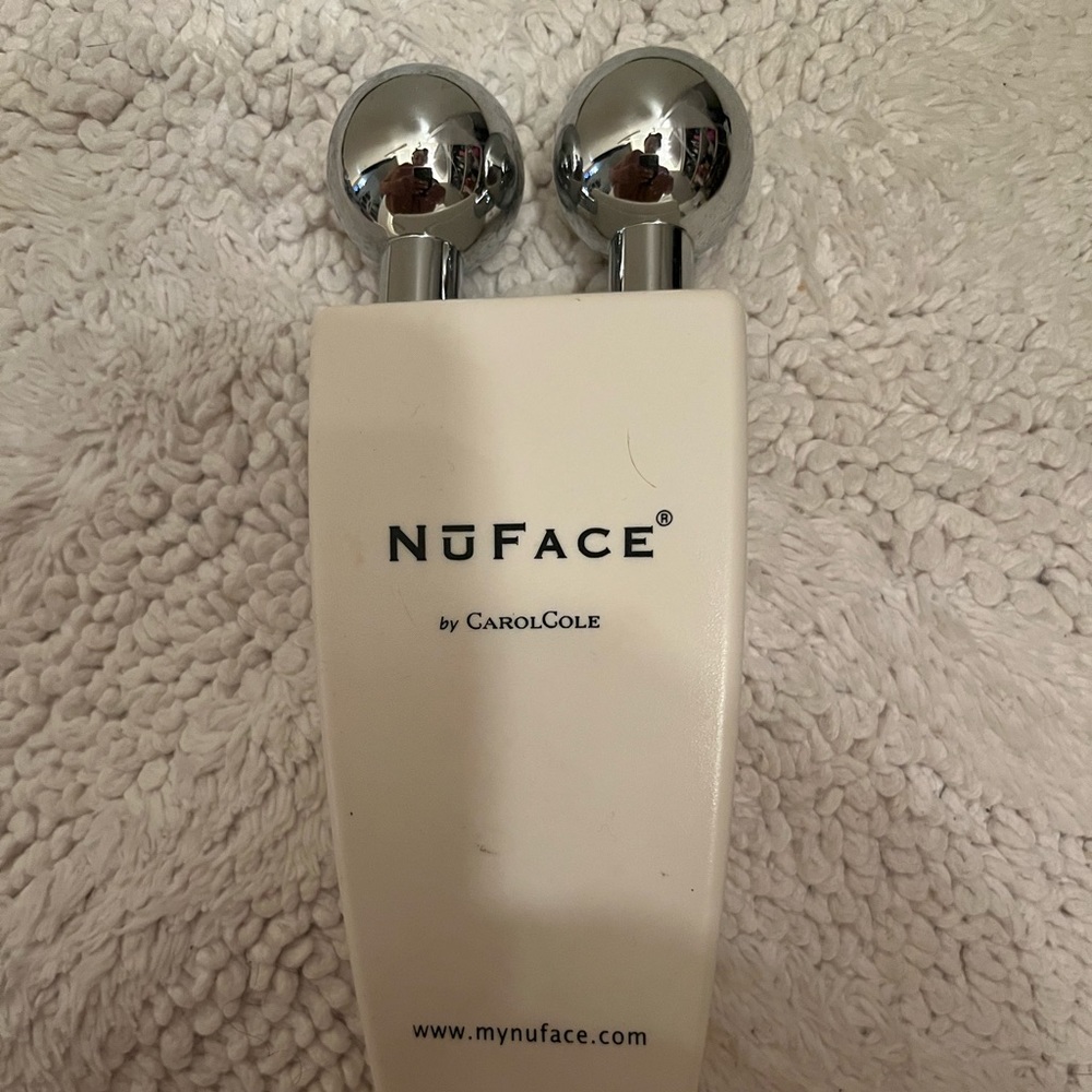 Generation 1 NuFace device